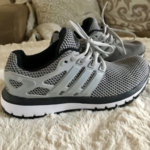 Adidas cloudfoam running shoes